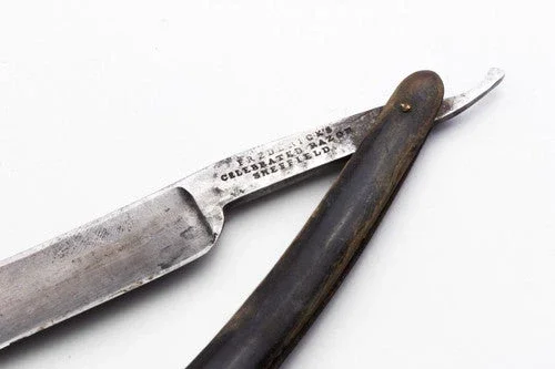 11/16″ Frederick’s Celebrated Sheffield Straight Razor