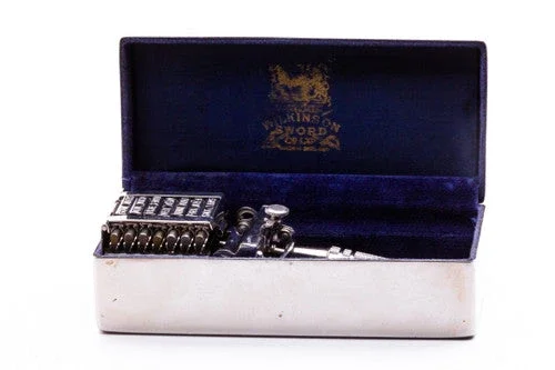 1920’s Wilkinson Sword Co. Empire SE Safety Razor Excellent