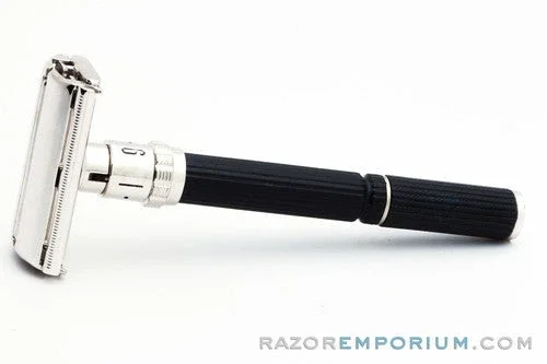 1975 V1 Gillette Super Adjustable 109 Adjustable DE Safety Razor