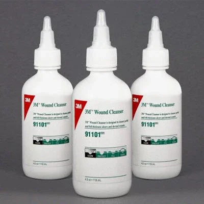 3M Wound and Skin Cleanser 4 oz Squeeze, Bottle