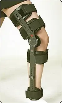 Breg Extender Plus Knee Brace One Size Fits Most Wraparound / Hook and Loop Straps – EK087000