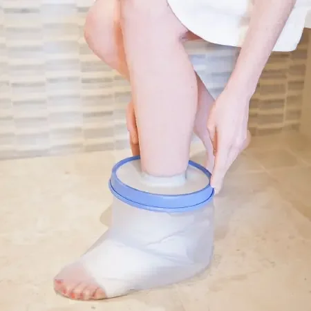 Brownmed SEAL-TIGHT Foot / Ankle Cast Protector Polyvinyl – 20105