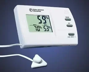 Fisher Scientific Fisher Science Education Remote Alarm Digital Thermometer / Hygrometer Fahrenheit / Celsius -58° to +158°F (-50° to +70°C) External Sensor Desk / Wall Mount Battery Operated – S90194
