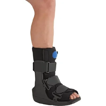 McKesson McKesson Ankle Walker Boot Medium Hook and Loop Closure Male 7 1/2 to 10 1/2 / Female 8 1/2 to 11 1/2 Left or Right Foot – AW0700BLKC
