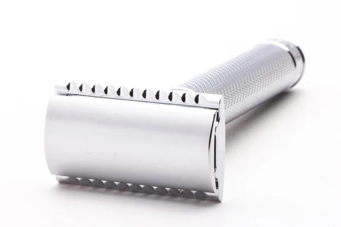 MÜHLE | Closed Comb Stainless Steel Safety Razor