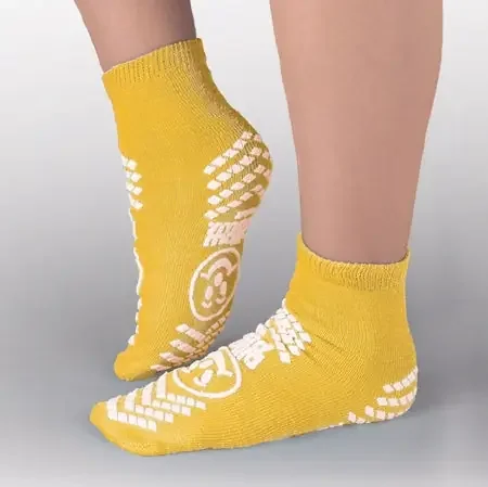 Principle Business Enterprises Pillow Paws Slipper Socks Yellow – 3922-001