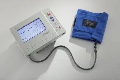 Welch Allyn Tango Blood Pressure Cuff Adult Medium 25 – 35 cm Nylon – 042061-008